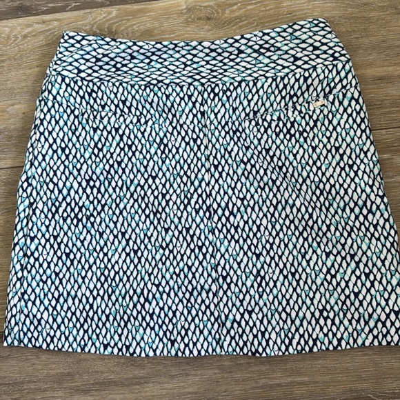 Tail Golf Skort Size 6 w/Two Front & Two Back Pockets - Picture 6 of 8